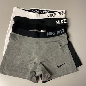 Nike Pro dri fit Sz M bundle
